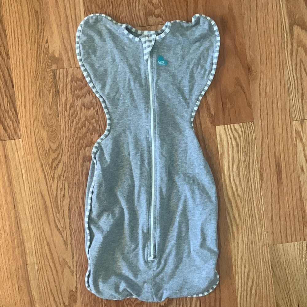 Love to dream arms up swaddle